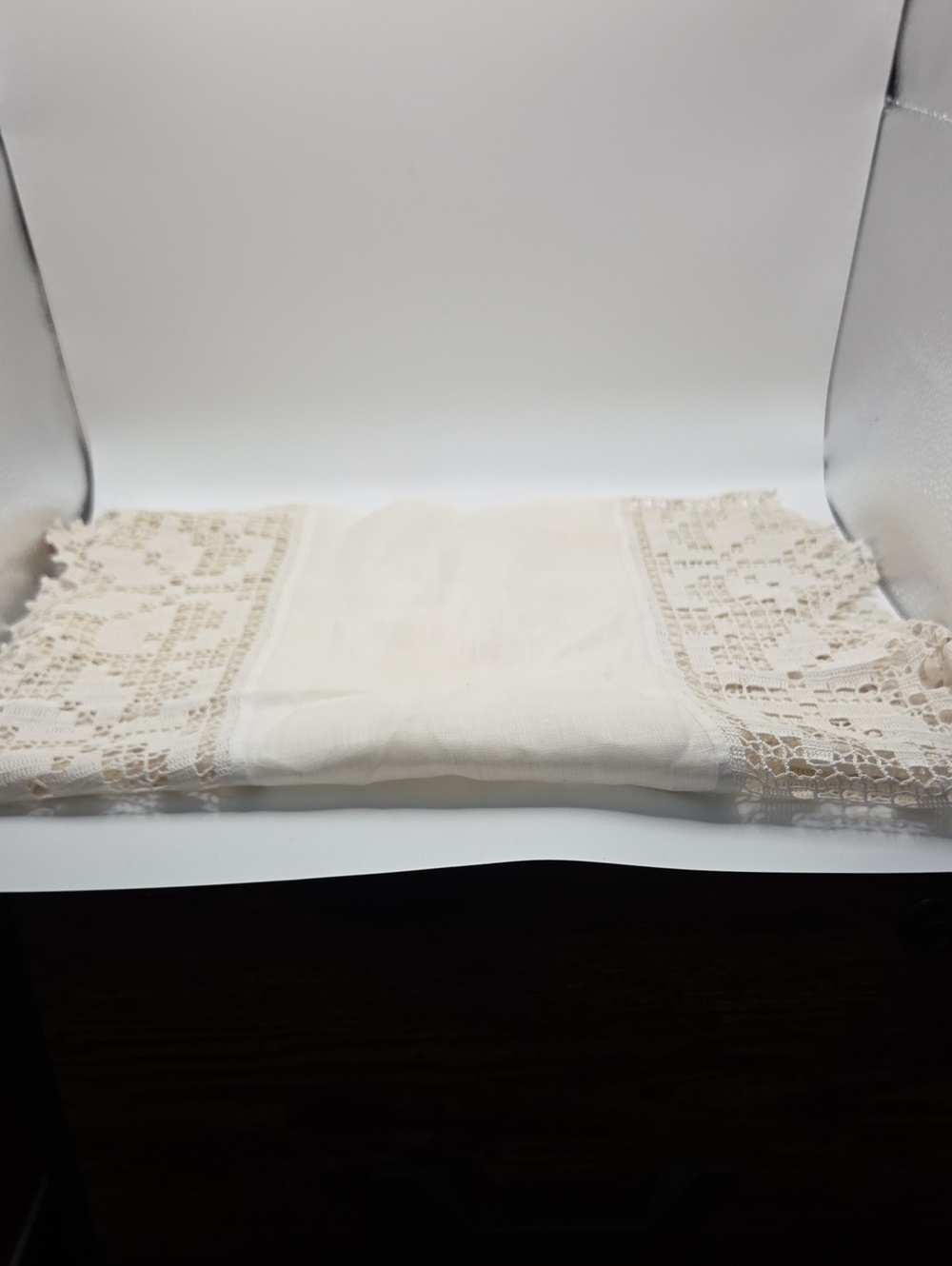 Doilie-Lace Edge Table Runner - Cream. Vintage